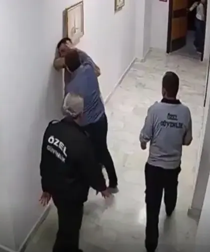 Personelini darbeden hastane müdürü açığa alındı