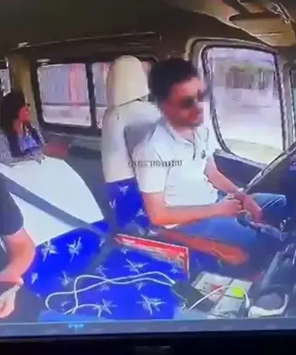 Şoförü Uyuyan Dolmuş Duvara Çarptı: 7 Yaralı