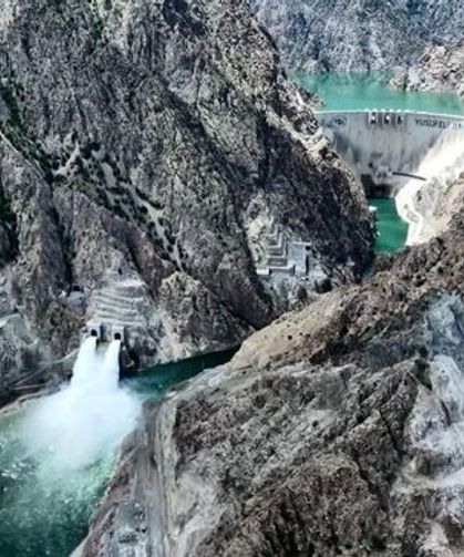 Türkiye’nin Dev Barajında Kapaklar Açıldı