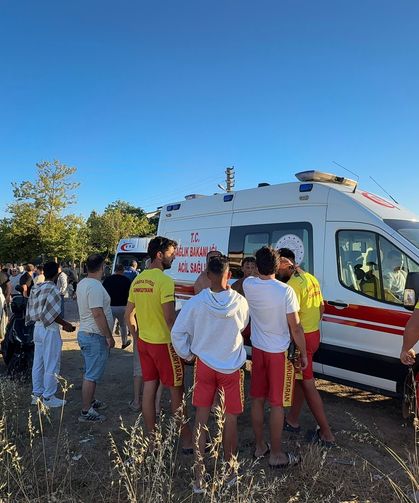 Kızını kurtarmaya çalışırken boğulma tehlikesi geçiren baba 40 gün sonra öldü
