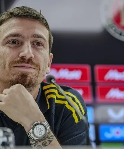 Asgari ücret alacak! Fenerbahçe, Mert Hakan Yandaş'la sözleşme imzaladı