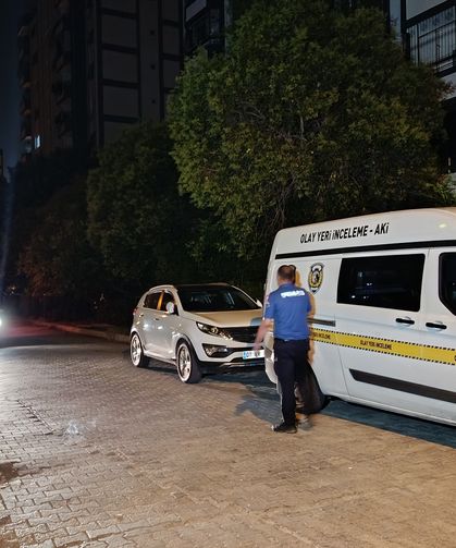 Boşanmak İsteyen Eşini Uykusunda Öldürdü