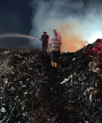 Gaziantep’te kağıt fabrikasında korkutan yangın! Kontrol altına alındı