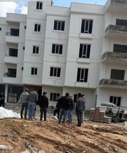 İnşaattan düşen sıva ustası, hastanede öldü
