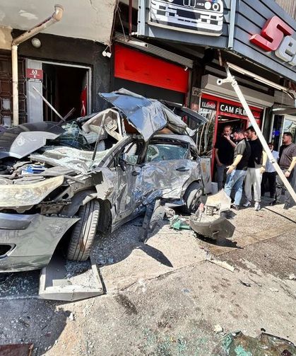 Kontrolden çıkıp iş yerine daldı: 7 yaralı