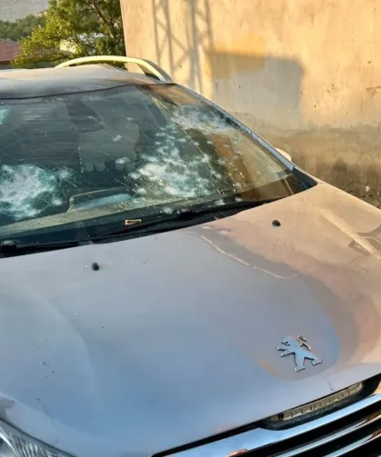 Park Halindeki Otomobile Kurşun Yağdırdılar!