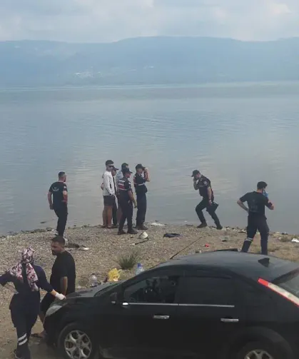 Serinlemek İçin Suya Giren 2 Arkadaş Kayboldu
