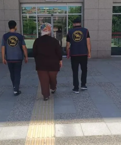 Suç Dünyasının "Baron Ablası" Jandarma Operasyonuyla Yakalandı