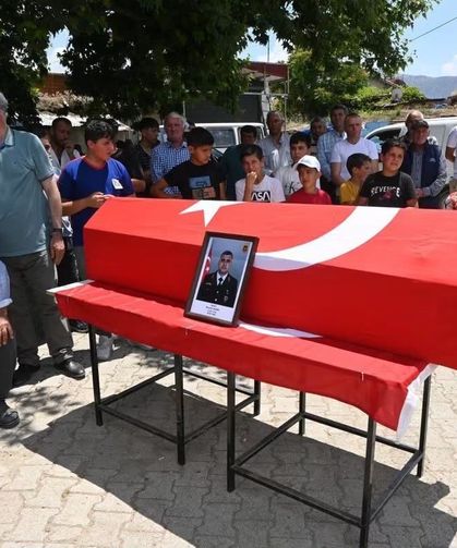 Uzman çavuş Mustafa Başer, izne geldiği memleketinde hayatını kaybetti