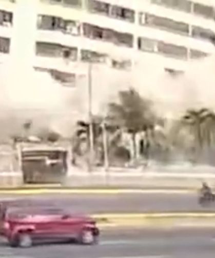 Venezuela'daki depremlerde çok katlı binalar saniyeler içinde yıkıldı