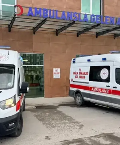 Aynı firmadan alınan yemekten yiyen 2 işletmedeki 41 kişi, hastanelik oldu