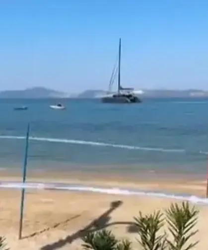 Halk plajı, deniz suyundaki kirlilik şüphesiyle tedbiren kapatıldı