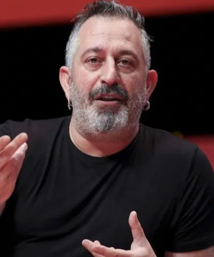 Ünlü Komedyen Cem Yılmaz Hastaneye Kaldırıldı