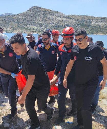 Uzaktan Kumandalı Botu Kurtarmak İsterken Yaşamını Yitirdi