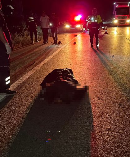 Otomobil ile çarpışan motosikletin sürücüsü hayatını kaybetti