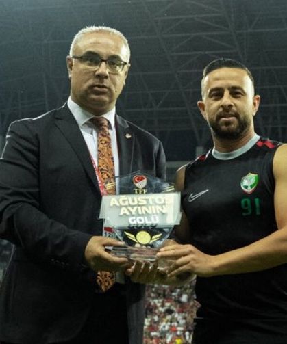 Amed Sportif Faaliyetler'de Dia Saba'ya 'ayın golü' ödülü