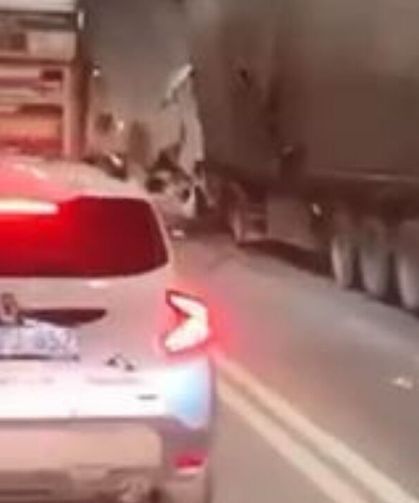 Artvin'de tünelde zincirleme kaza; 1 ölü, 2 yaralı