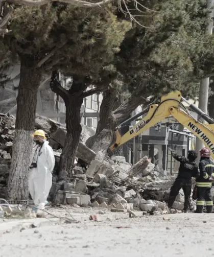 Kışlada patlama: 2 ölü, 81 yaralı