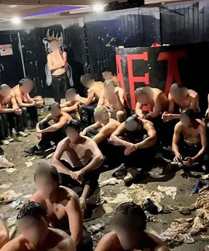 Öğrenci Kulübüne Baskın: Bodrumdan 30 Öğrenci Çıktı