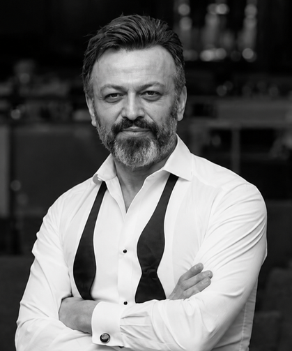 Oyuncu Serhat Mustafa Kılıç evinde ölü bulundu