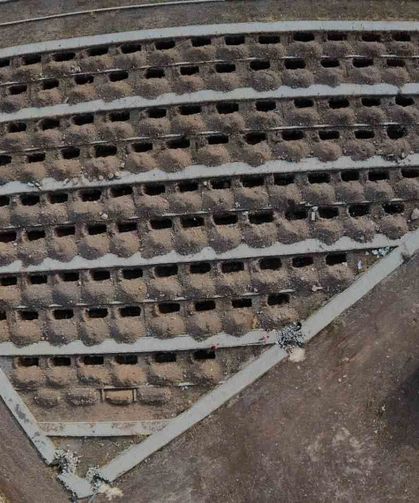 Dondurucu kış öncesi 500 mezar kazılıyor, 200'ü şimdiden hazır