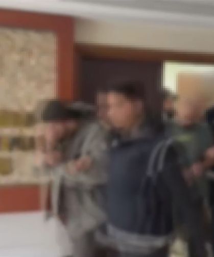 Fatih'te göçmen kaçakçılığı ve resmi belgede sahtecilik operasyonu: 2 tutuklama