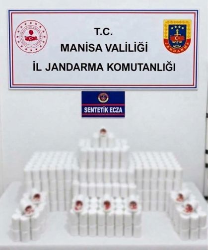 Manisa'da Evde 42 Bin 534 Sentetik Ecza Ele Geçirildi