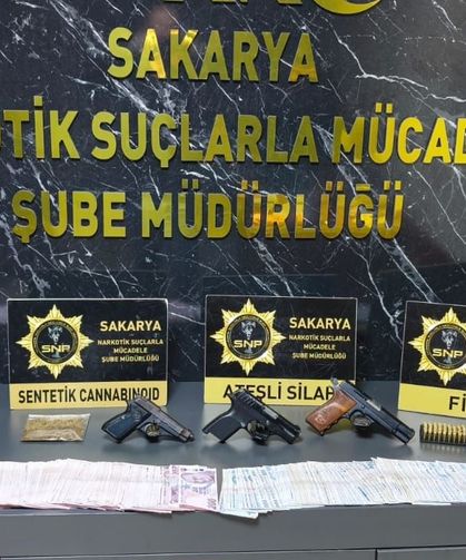 Sakarya'da uyuşturucu operasyonu: 14 gözaltı
