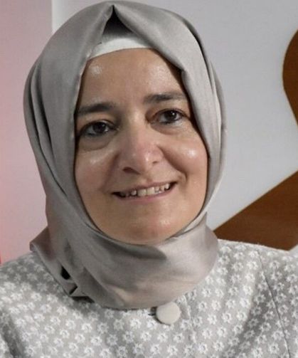 Fatma Betül Sayan Kaya AK Parti’den ihraç edildi