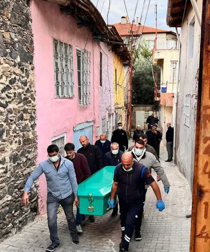 İki Gündür Haber Alınamayan Adam Evinde Ölü Bulundu