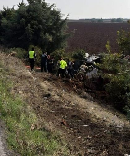 Kontrolden çıkan TIR, tarlaya uçtu: 1 yaralı