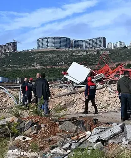Ölen 4 işçi hortuma, konteynerde derbiyi izlerken yakalanmış