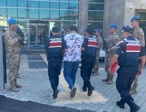 Kamyonun cenaze töreni alanına girmesine ilişkin 2 tutuklama