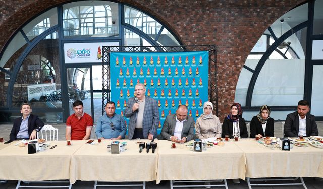 Başkan Mahçiçek, Kuzey İlçe Teşkilatlarını EXPO 2023 Alanı’nda Ağırladı