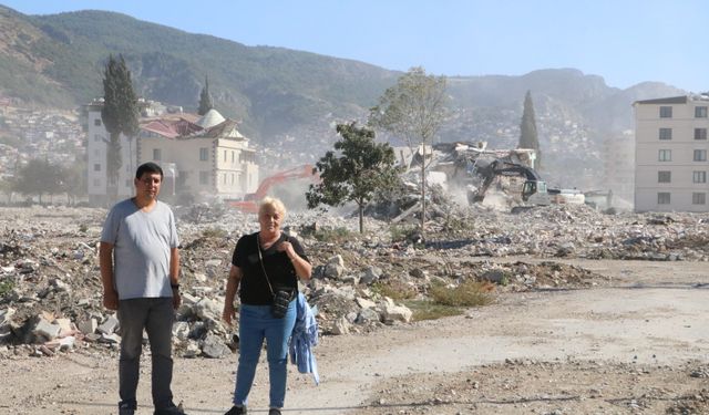 Depremzedeler, 9 aydır haber alamadıkları yakınlarını umutla bekliyor