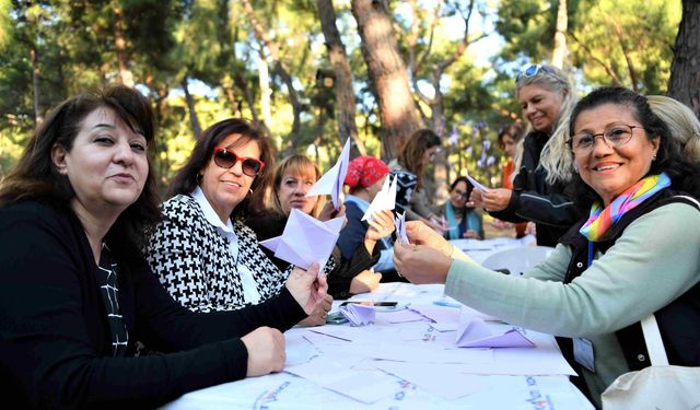 Kadına şiddete 'Kâğıttan Bin Turna Kuşu' efsanesi ile dur diyecekler 