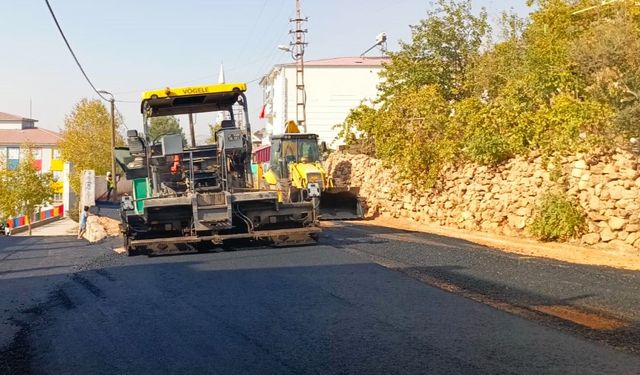 Büyükşehir, Pazarcık’ta Bir Mahallenin Daha Ulaşımını İyileştiriyor