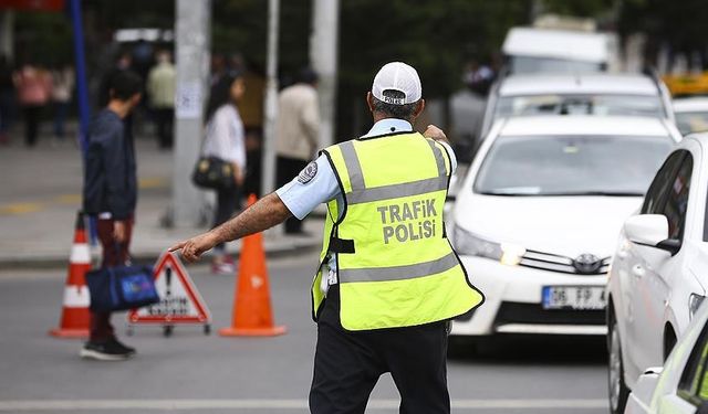 Trafik havadan ve karadan denetleniyor