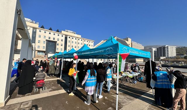 Dulkadiroğlu Kamu Külliyesi’nde Filistin İçin Kermes Düzenlendi