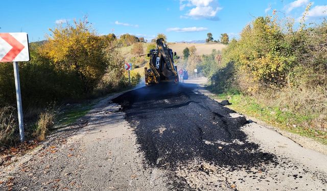 Büyükşehir, Andırın Kırsalında Yol Yenilemelerini Sürdürüyor