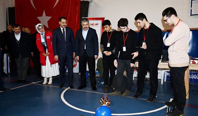 Deneyap Teknoloji Atölyesi öğrencileri bilim şenliği düzenledi