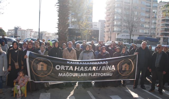 Orta Hasarlı Bina Mağdurları Seslerini Düdüklü Eylemle Duyurdu