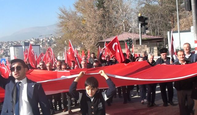 İYİ Parti, Şehitler İçin Kahramanmaraş'ta Yürüdü