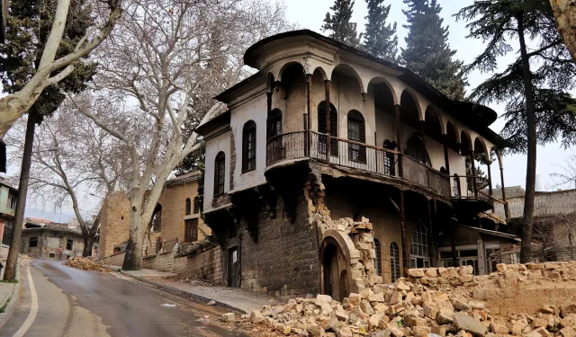 Kahramanmaraş Tarihi Evler: "Depremde Yıkılsaydım Keşke!"