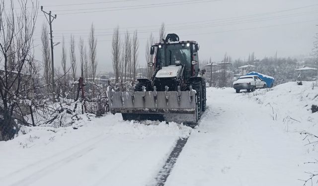 Büyükşehir, Kış Şartlarıyla Mücadele İçin Gece Gündüz Sahada