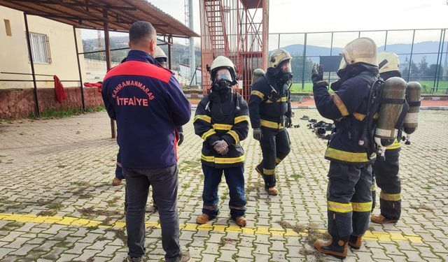 Büyükşehir İtfaiyesi, Eğitim ve Tatbikatlarını Sürdürüyor