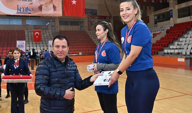 KMTSO Cumhuriyetin 100. Yılını Spor Turnuvası İle Kutladı