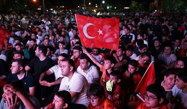 Kahramanmaraş Kalesi’nde milli maç dev ekranda yayınlanacak