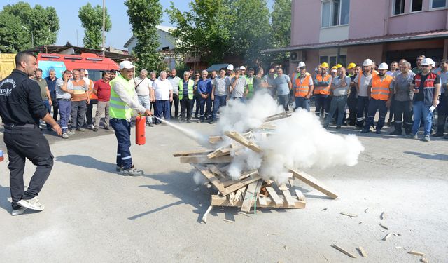 Kahramanmaraş Büyükşehir Belediyesi, Personeline Yangın Eğitimi Verdi