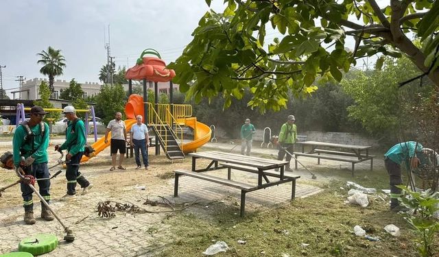 Ceyhan Belediyesi'nden Mustafabeyli Mahallesi'nde kapsamlı temizlik seferberliği